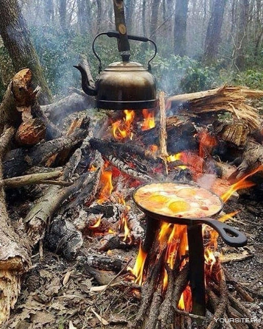 Завтрак на природе на костре