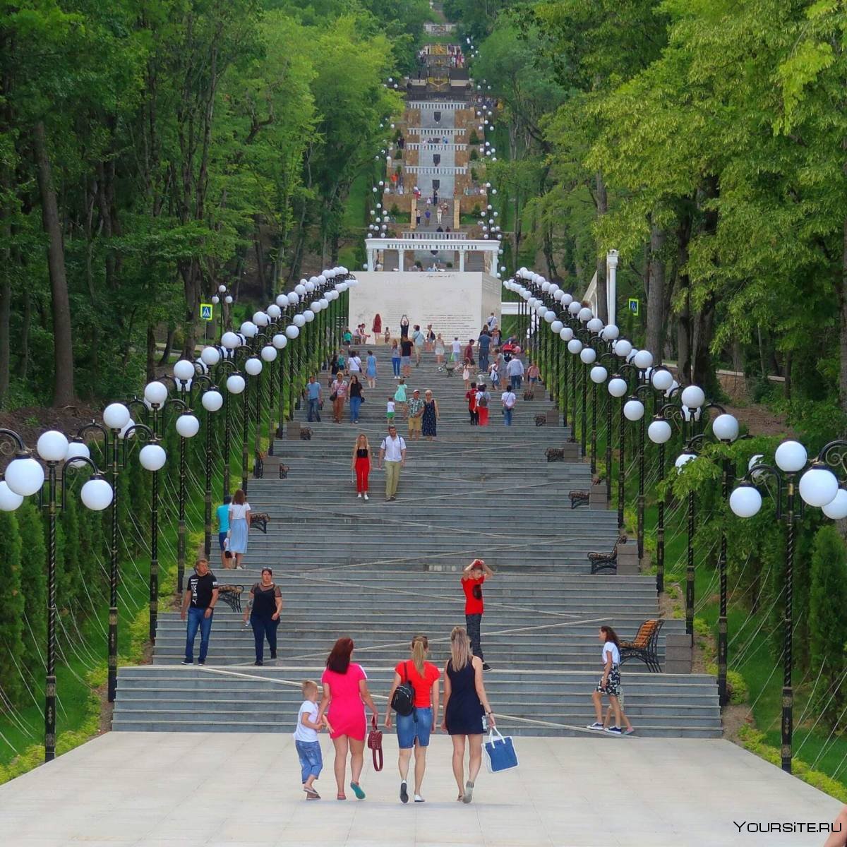 Курортный парк Железноводск каскадная лестница