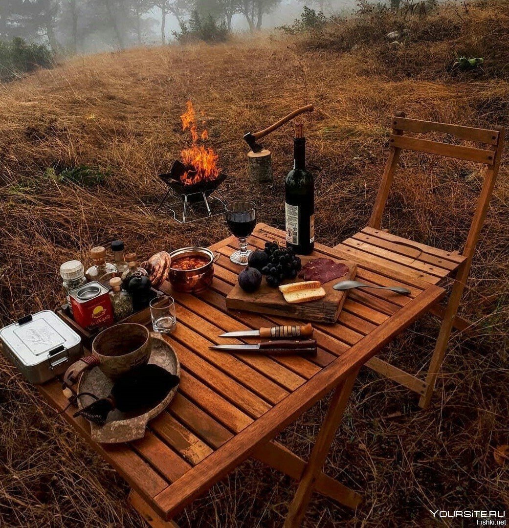 Шашлык осенью на природе