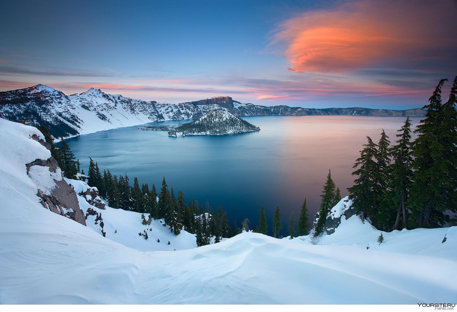 Вид зимы. Озеро Крейтер, штат Орегон. Озеро Крейтер гора. Озеро Крейтер, штат Орегон зимой. Красивая зима.