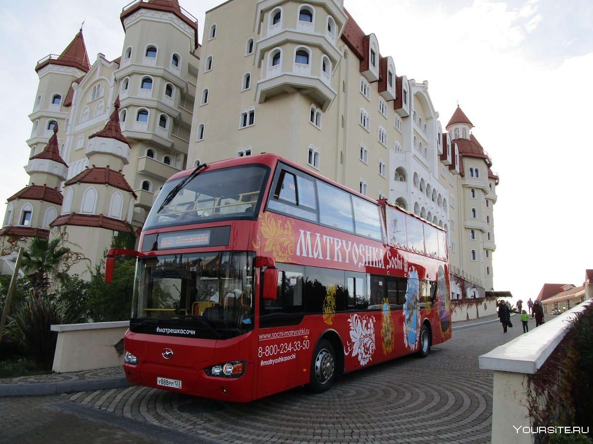 Экскурсионный автобус Матрешка в Сочи