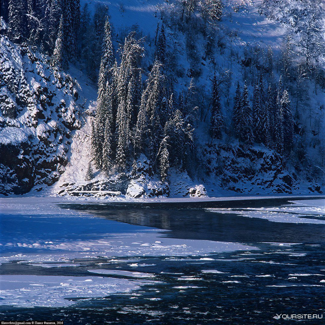 Бия зимой Алтай