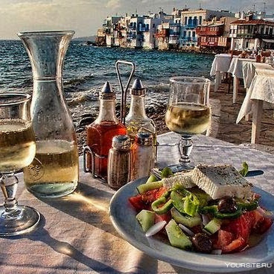 Ужин в Греции