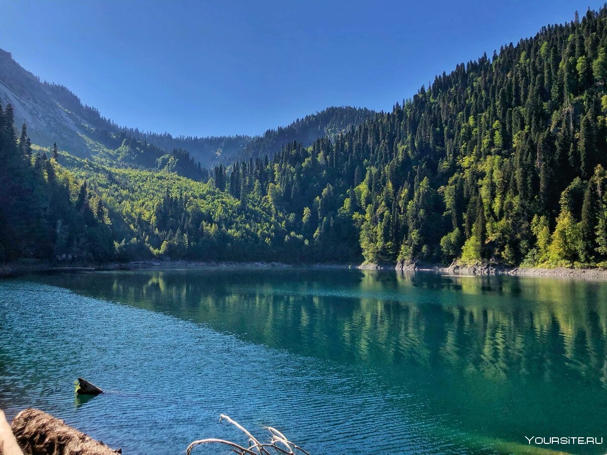 Озеро Рица Пицунда