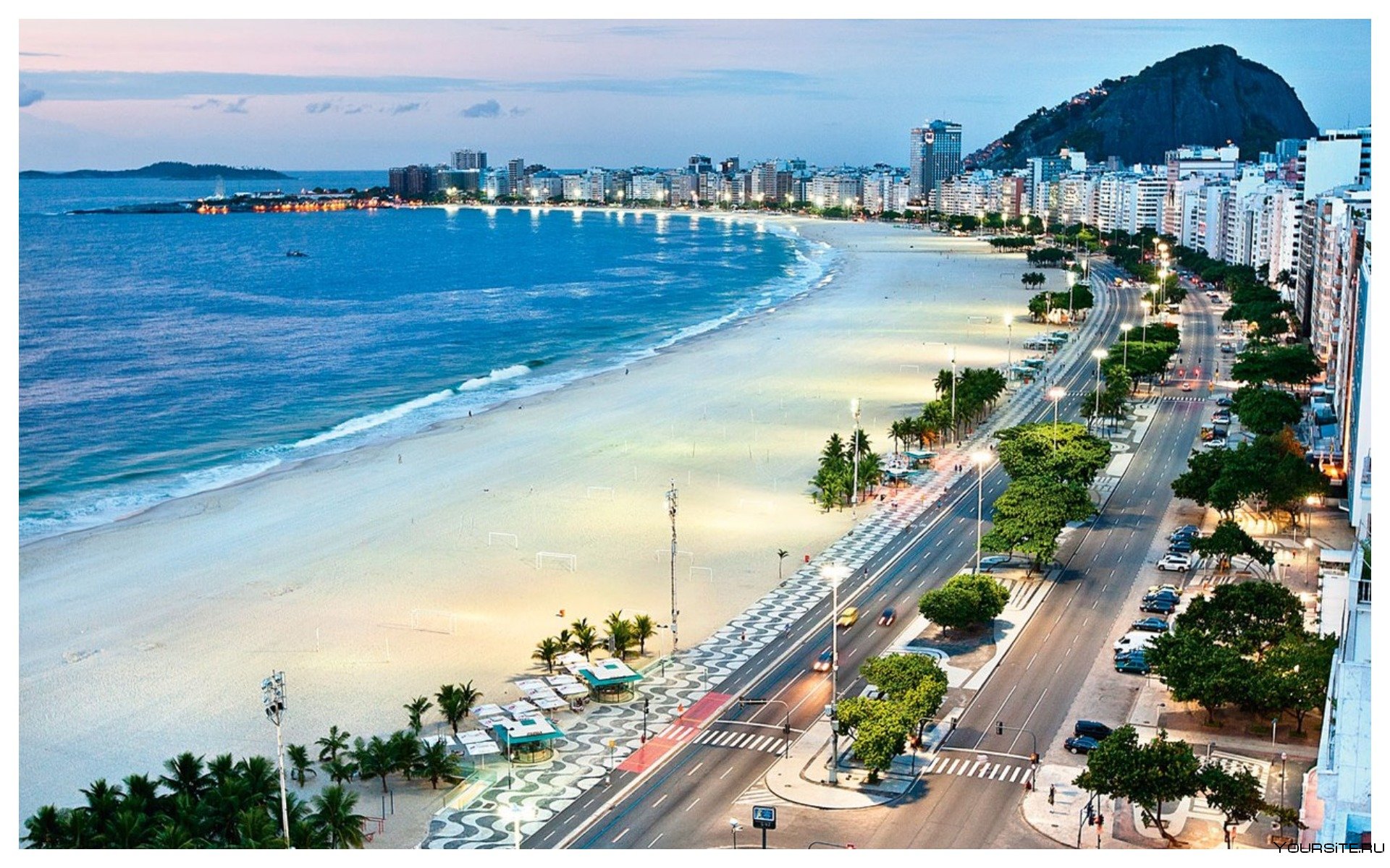Рекреационные пляжи. Пляж Копакабана в Рио-де-Жанейро. Бразилия пляж Копакабана. Копакабана, Рио-де-Жанейро, Бразилия. Пляж в Рио Копакабана.