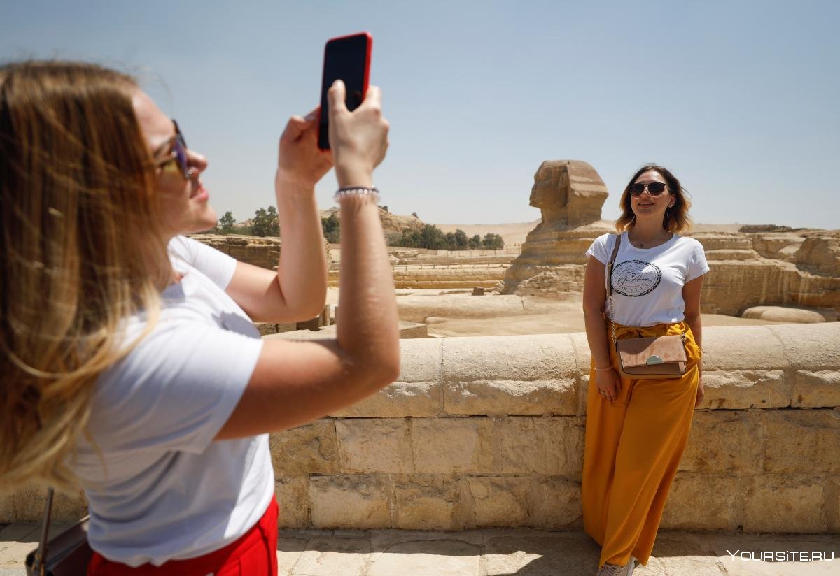 Туристы из Египта