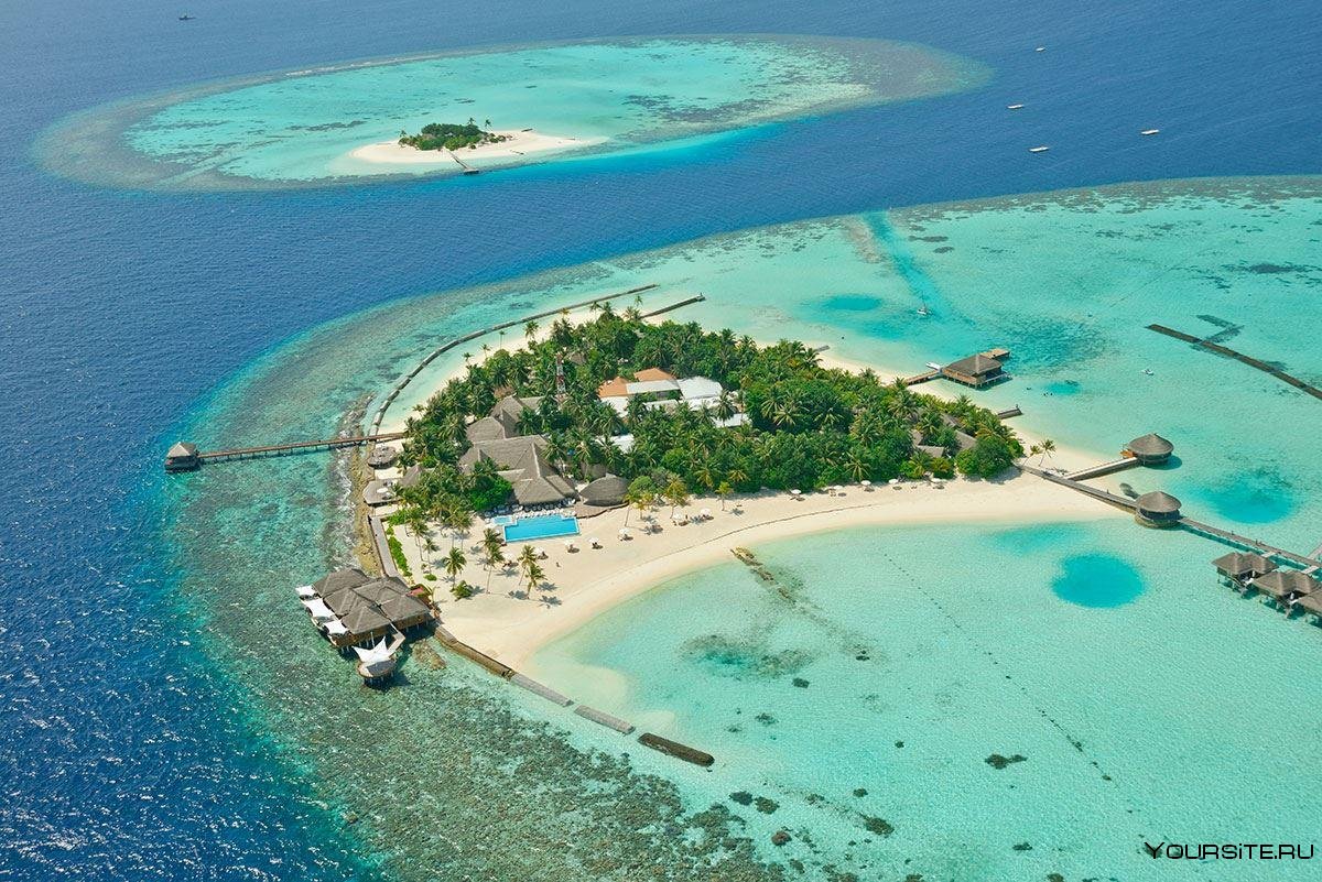 Lily Beach Maldives Dhoni