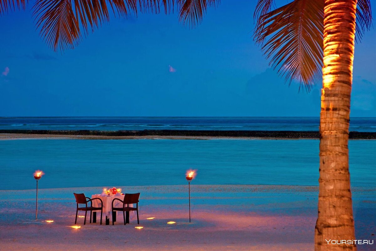 Вечерний пляж Мальдивы