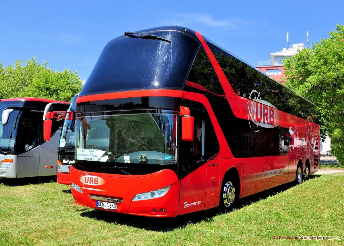 Автобус Неоплан Skyliner (Bus)