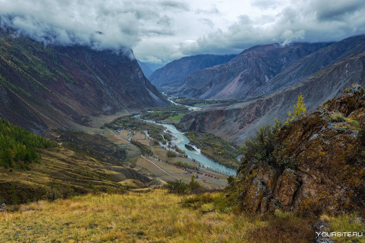 Долина реки. Долина Чулышман горный Алтай. Река Чулышман Алтай. Долина реки Чулышман. Горный Алтай ущелье Чулышман.