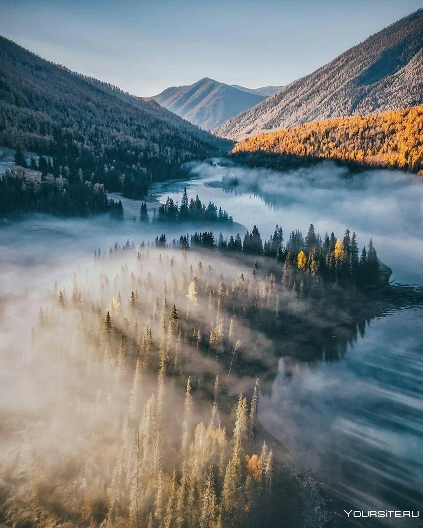 Горы озеро туман