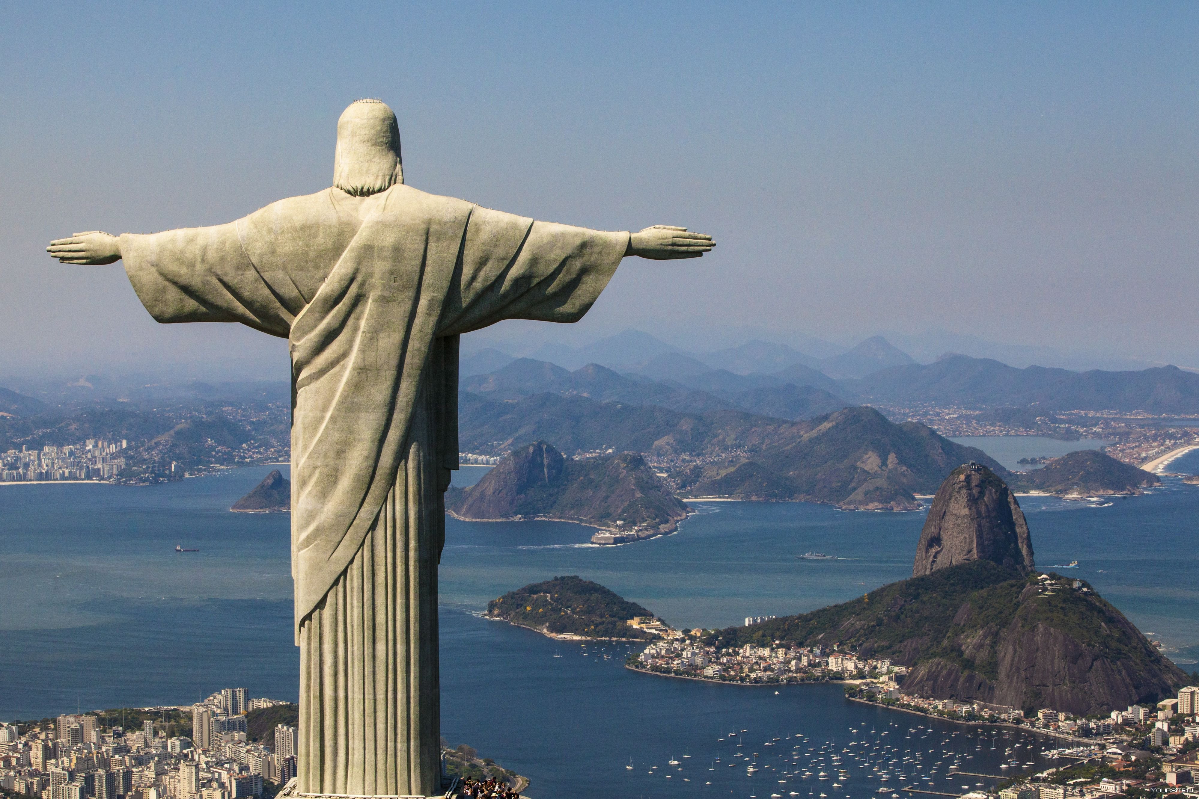 Статуя спасителя в бразилии