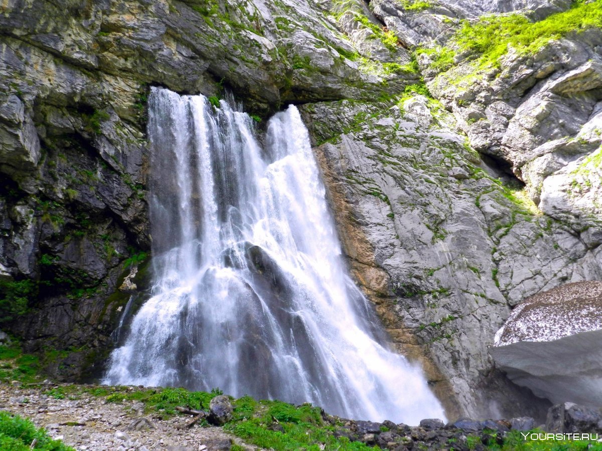 Осетия Софийские водопады