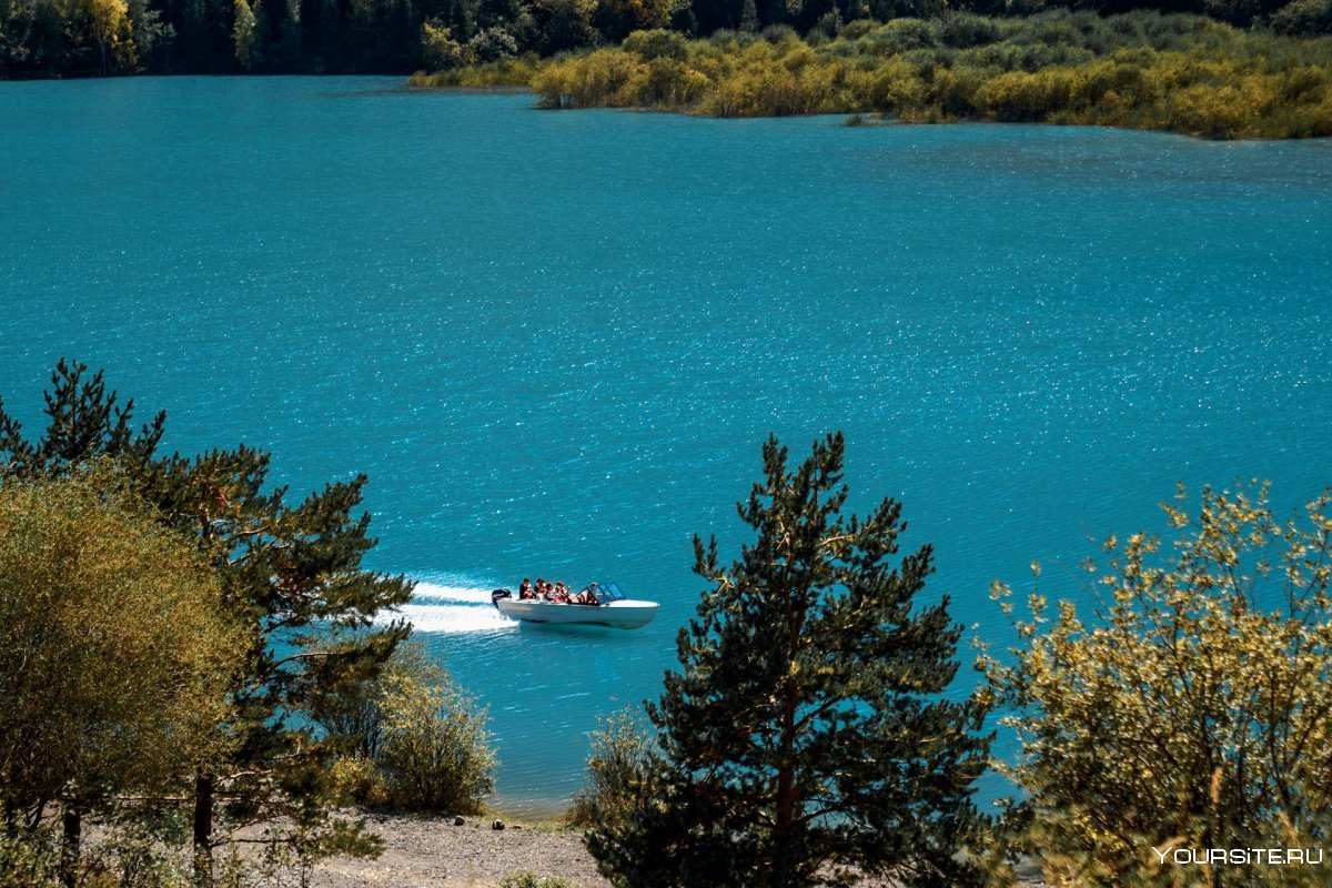 Озеро Иссык-Куль зима Казахстан