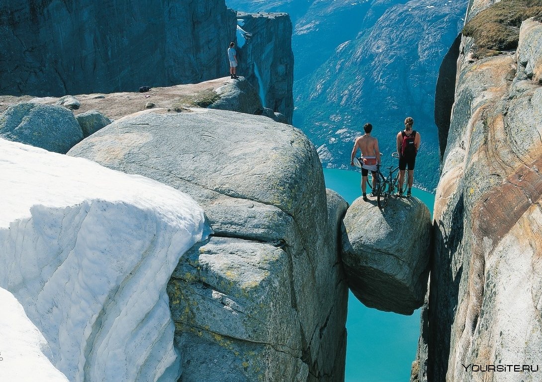 Камень Кьераг Норвегия