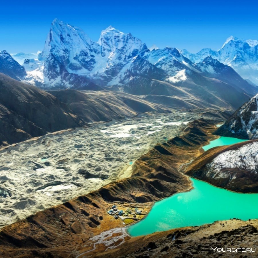 Озеро в Непале ближе к Гималаи