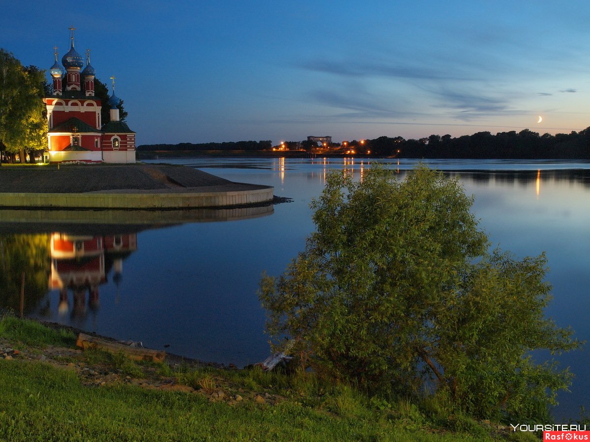 Река Волга город Углич
