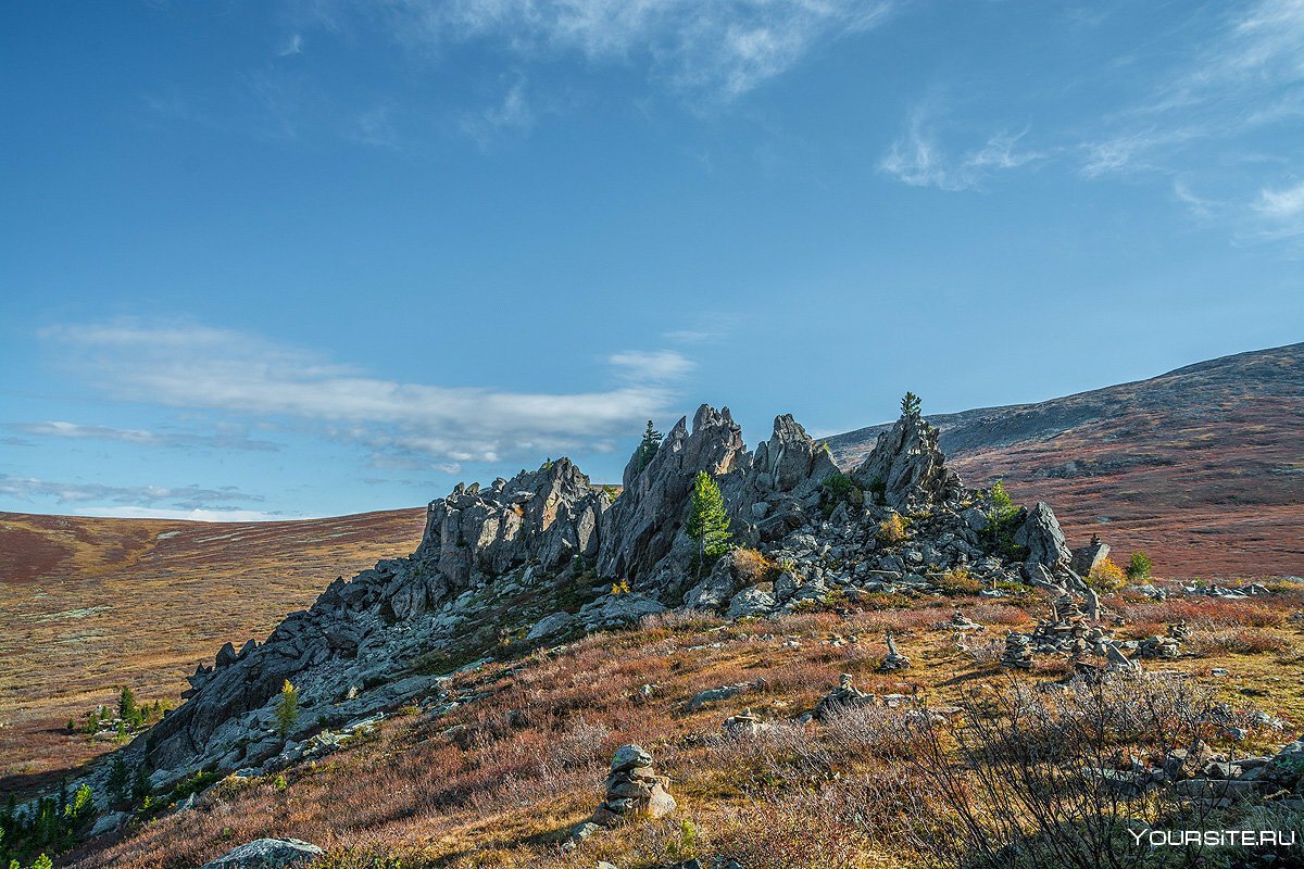 Скала замки горных духов Алтай