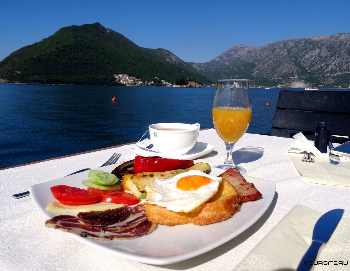 Завтрак в Черногории