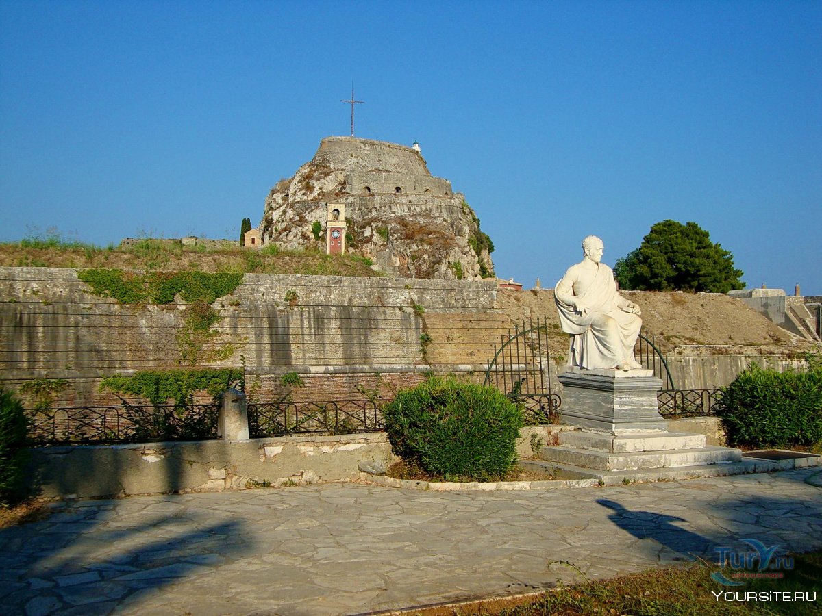 Корфу Греция памятник Шуленбургу