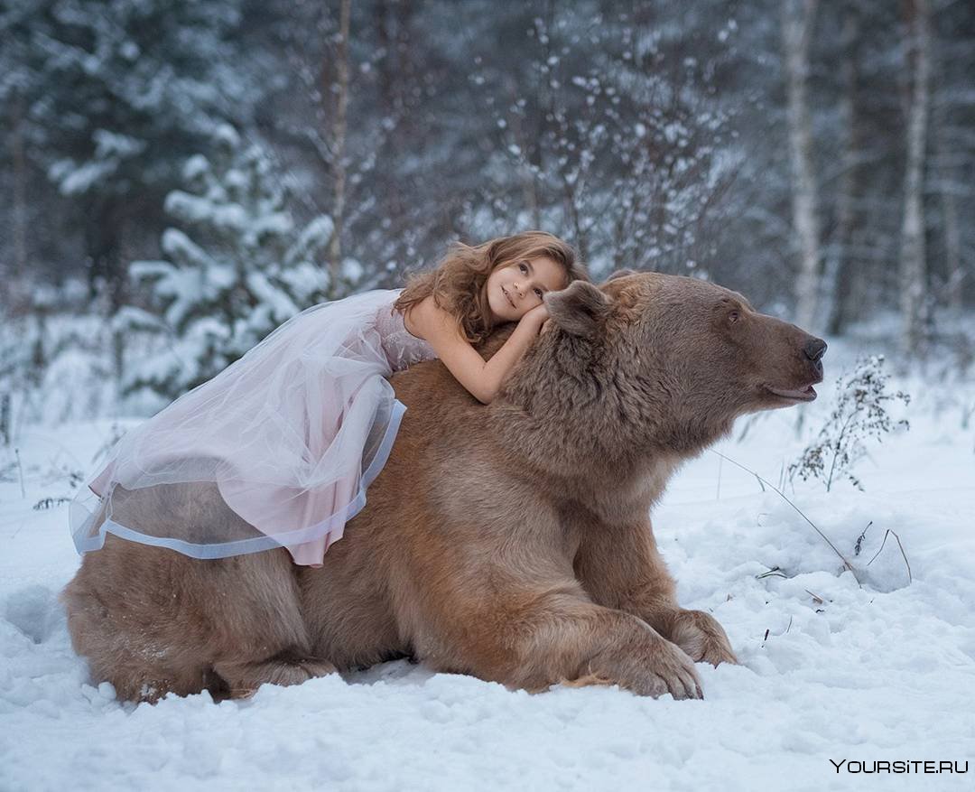 Ольга Баранцева фото с медведем