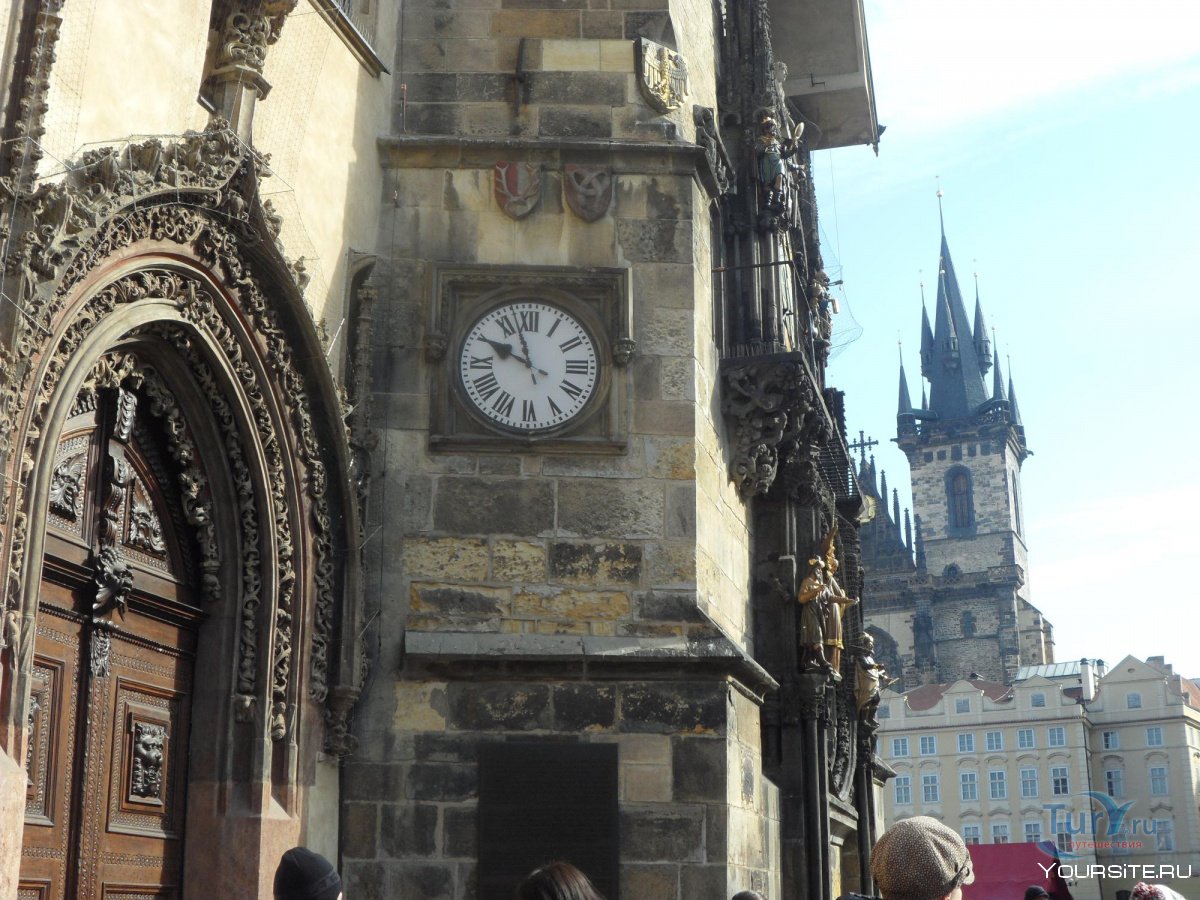 Часы Прага Староместская площадь