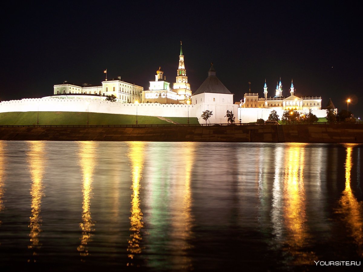 Казанский Кремль ночью