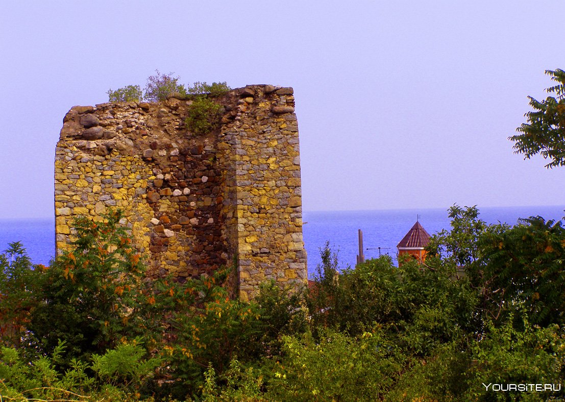 Крепость Алустон Крым