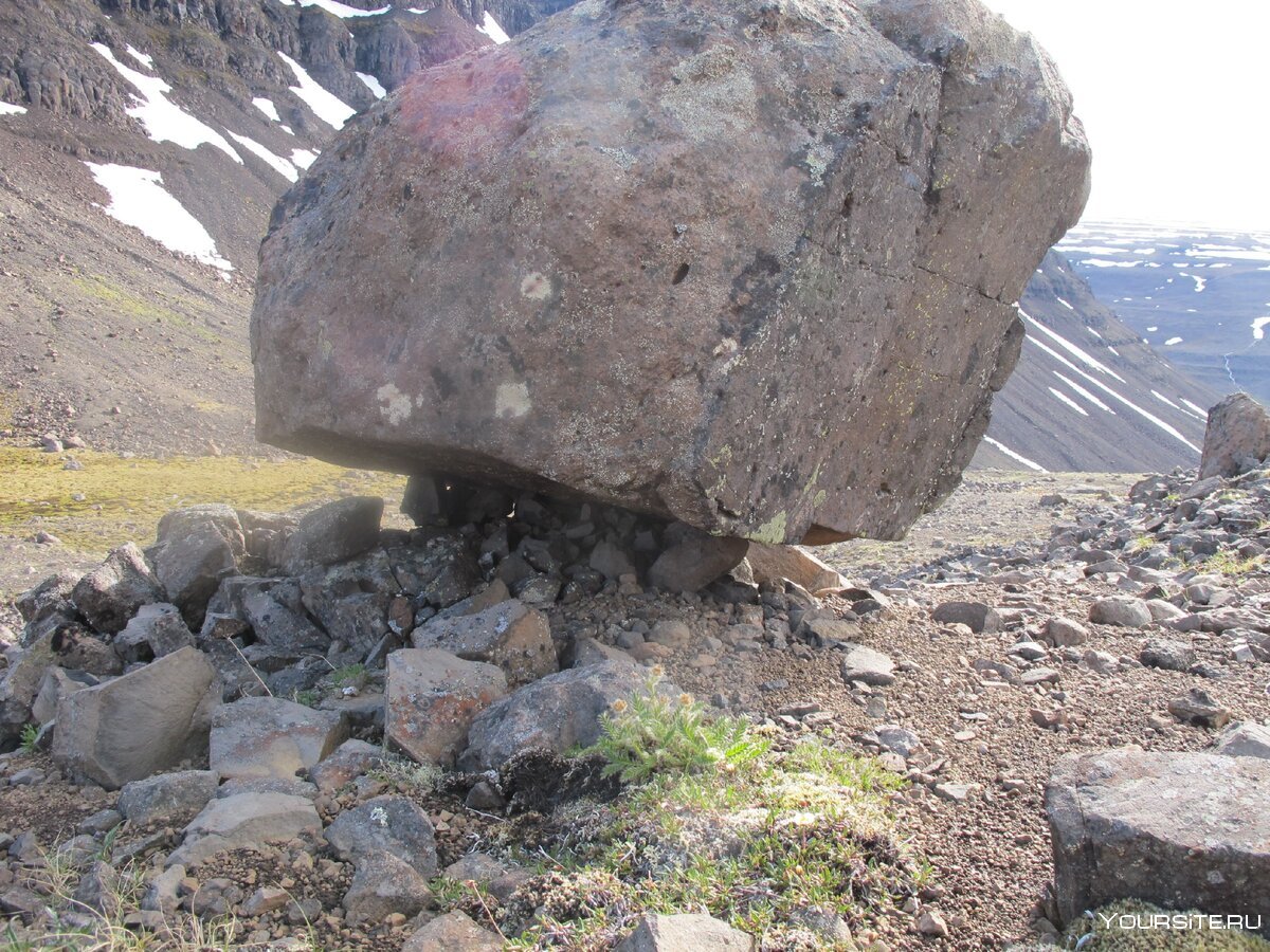 Хойсейское ущелье, плато Путорана, Таймыр