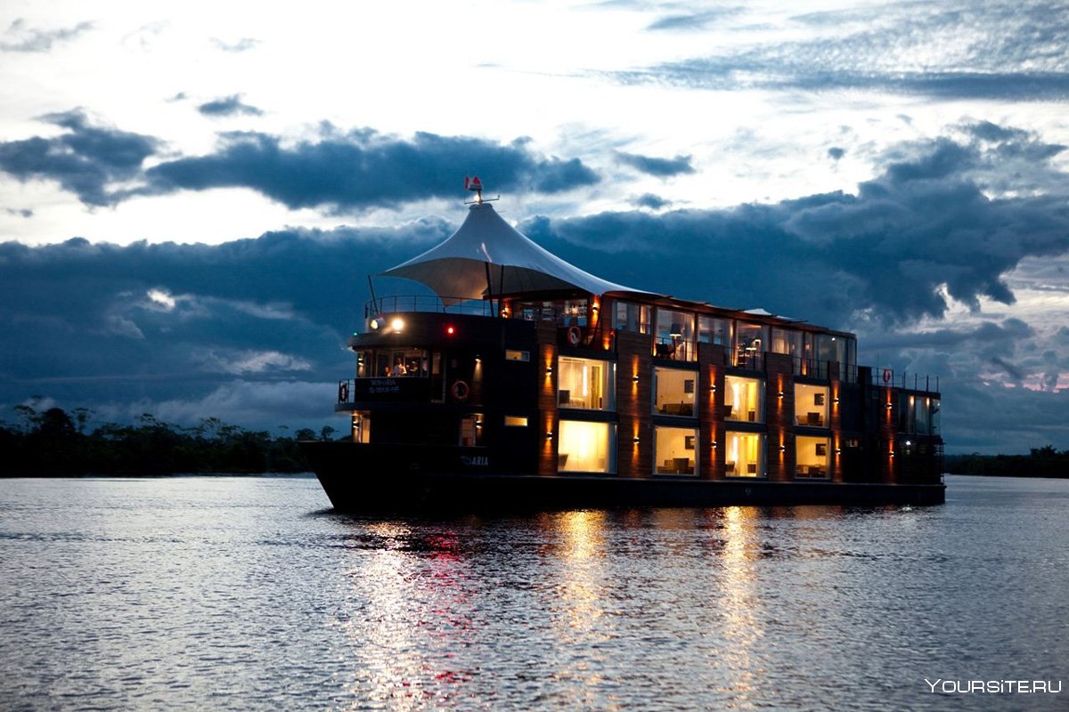 Отель Aqua Expeditions