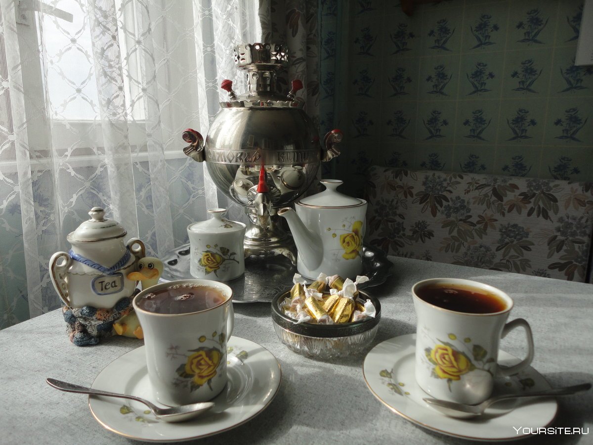 Сервиз чайный пьем чай на даче