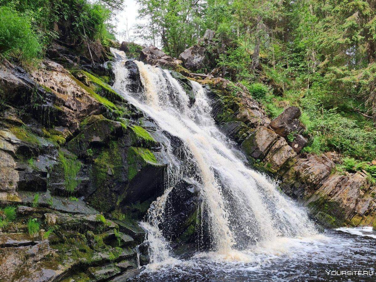 Ступенчатый водопад Кравцовские водопады