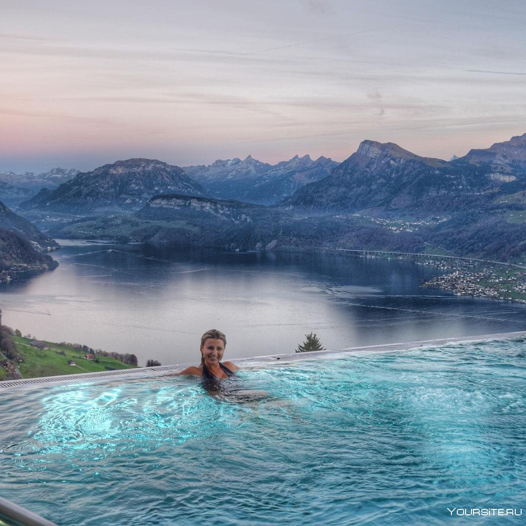 Отель в Швейцарии в горах с бассейном Villa Honegg