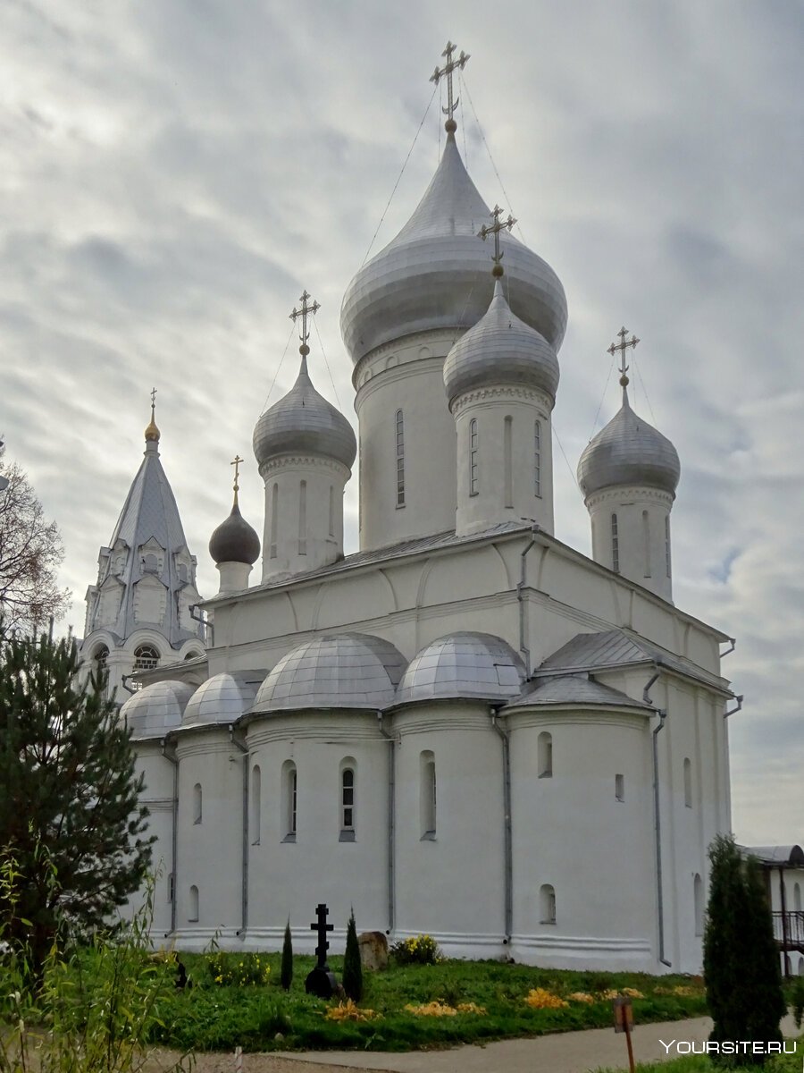 Никитский монастырь Переславль-Залесский и Плещеево озеро