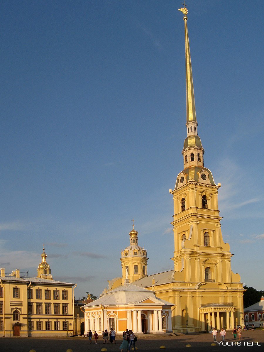 Петропавловский собор Петергоф