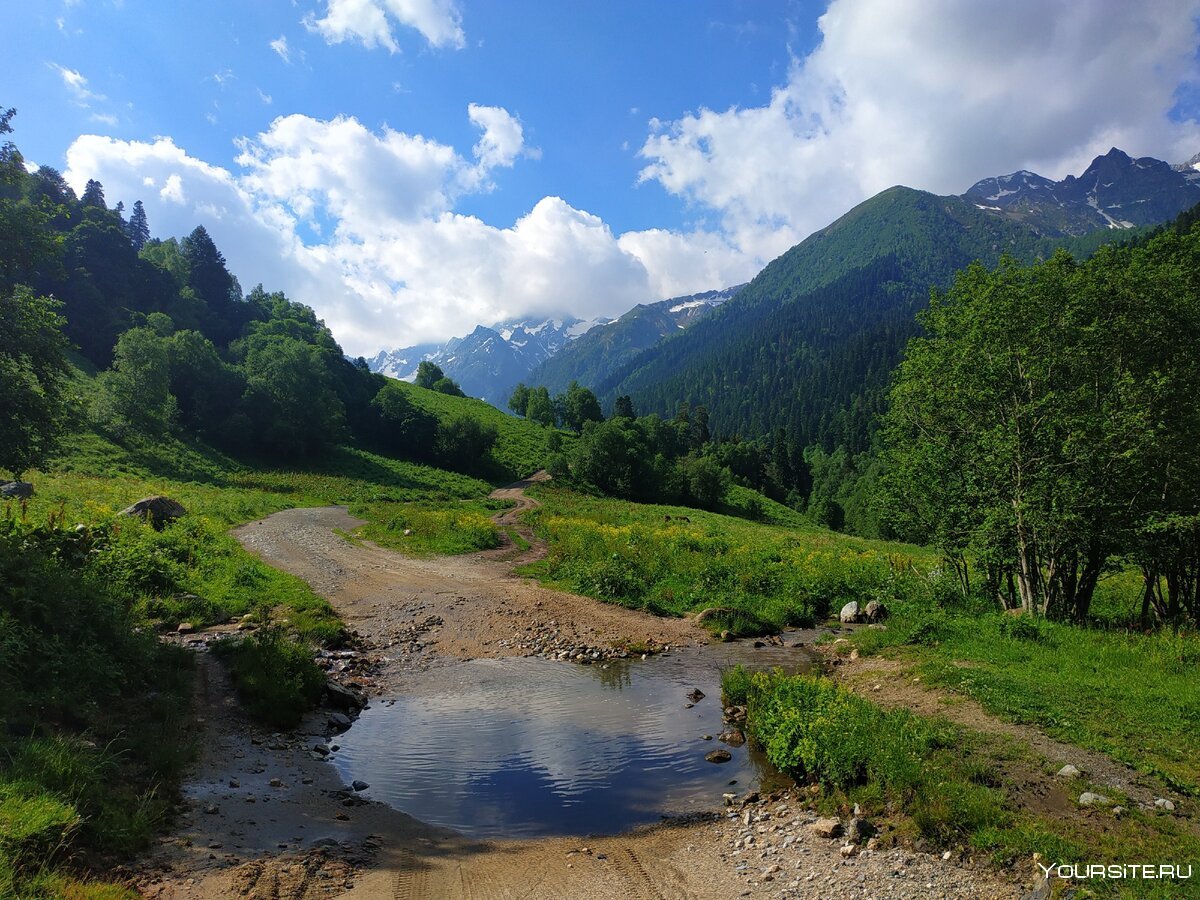 Домбай летом