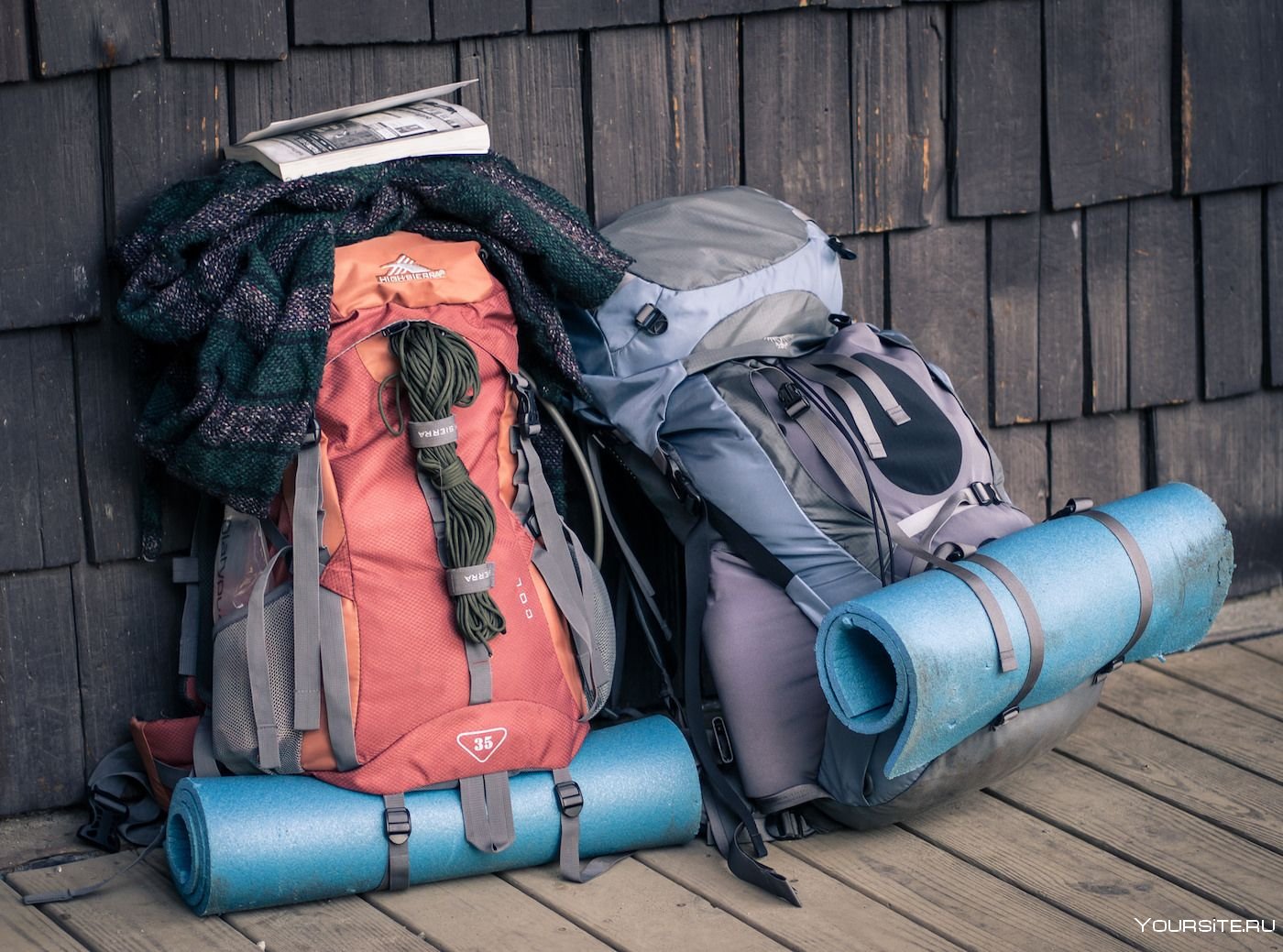 Camping bag. Транспортный мешок transbag 38л. Рюкзак для похода. Вещи в путешествие. Рюкзак для кемпинга.