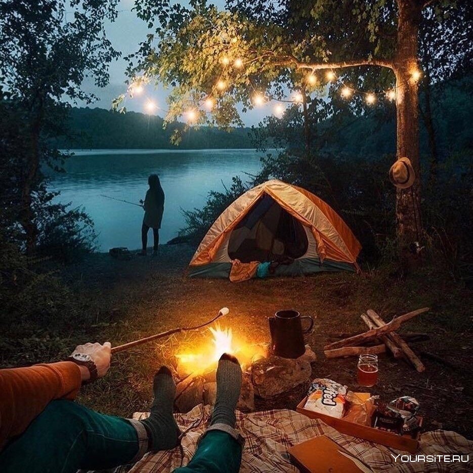 Пикник на природе с палатками