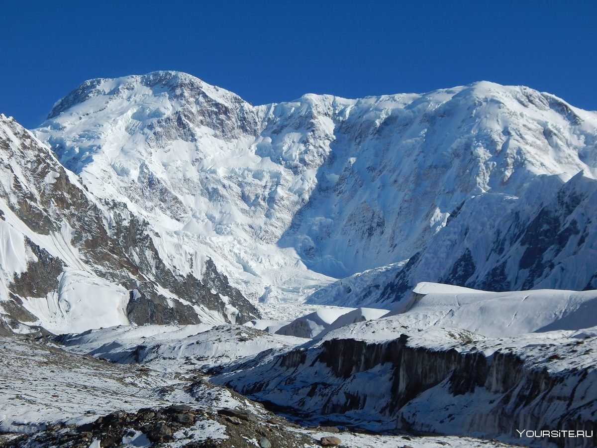 Горы Киргизии пик Победы