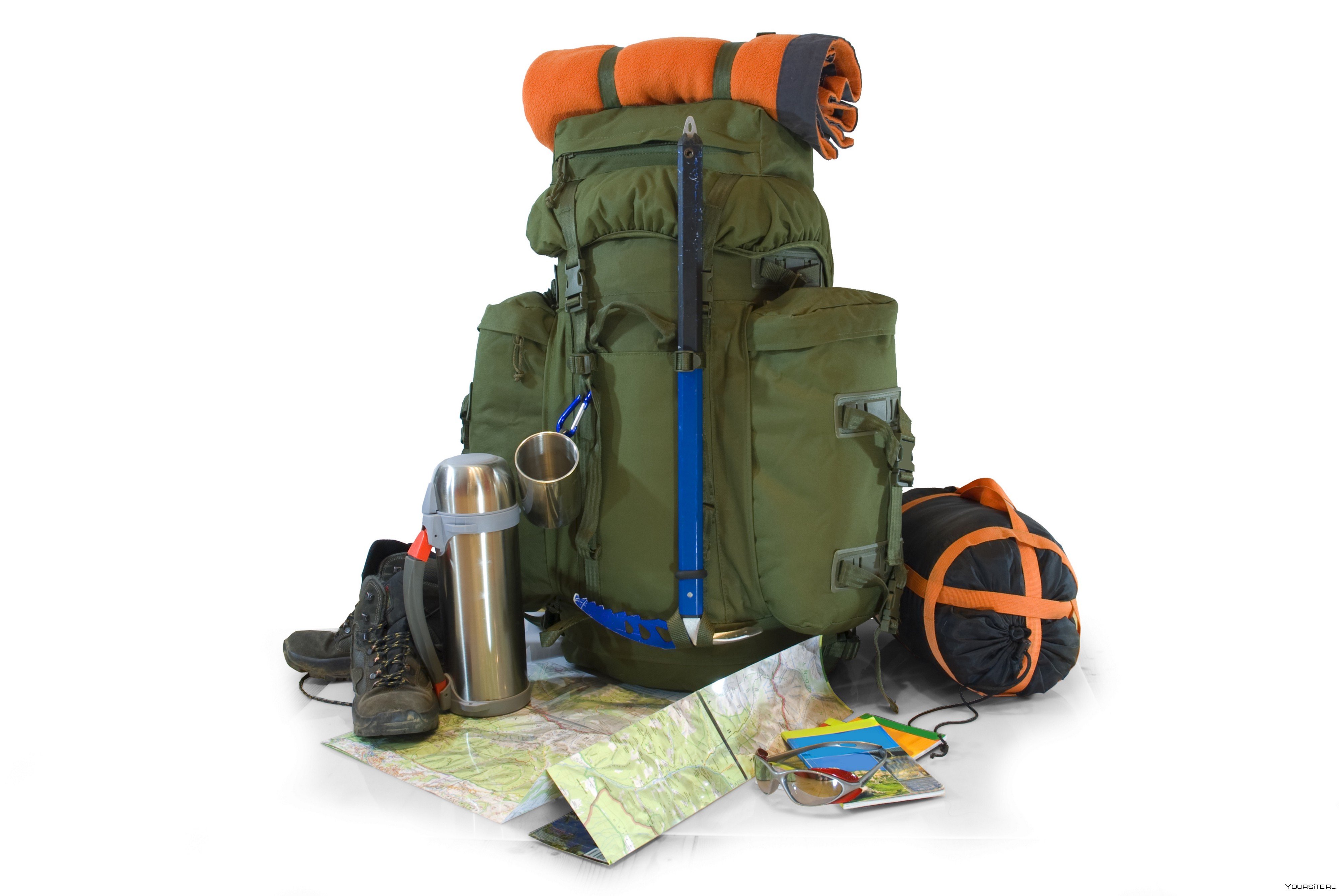 Для туристического похода ребята нужны рюкзаки. Снаряжение для туризма. Снаряжение для туристического похода. Турист с рюкзаком. Снаряжение туриста для похода.