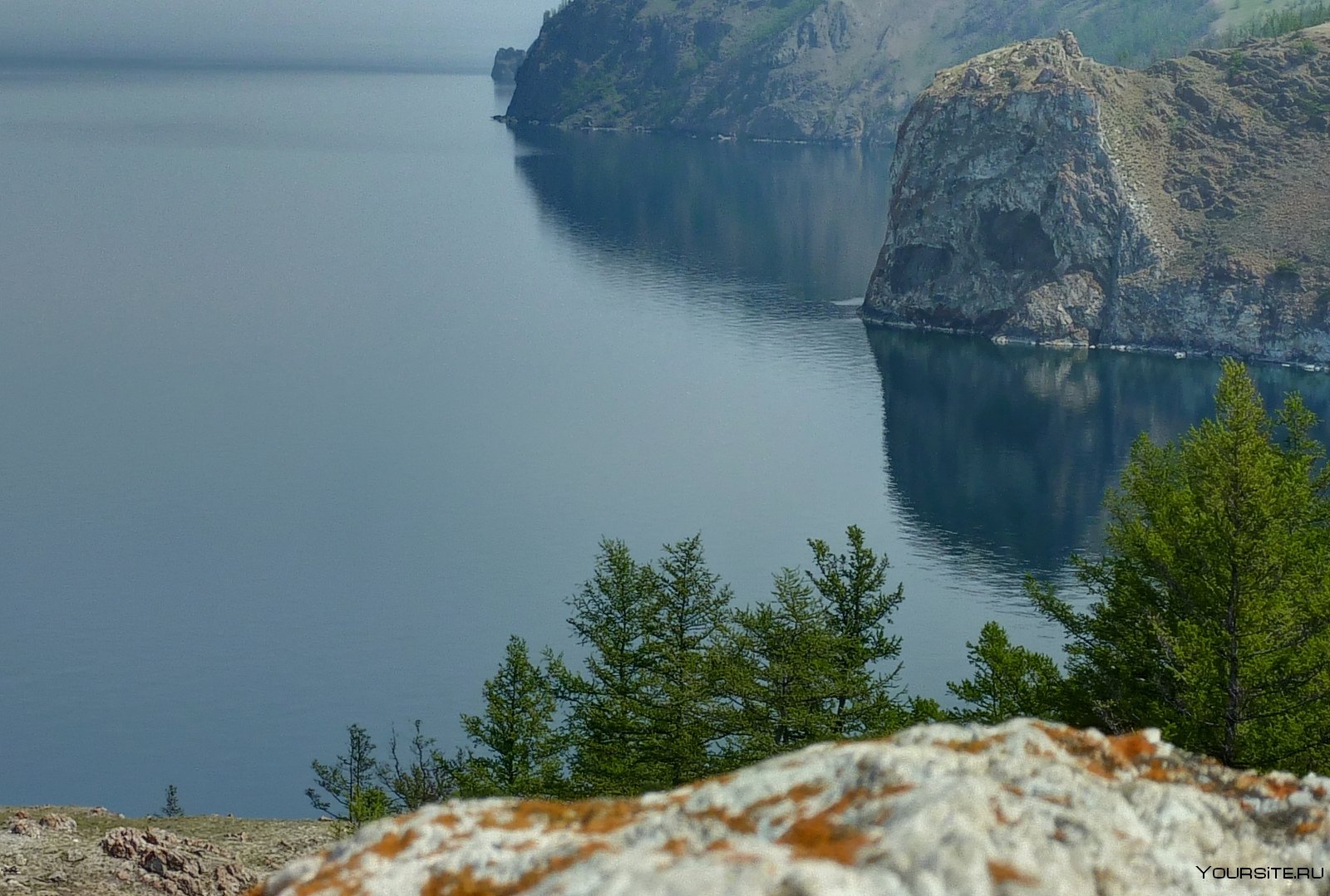 Про глубокое озеро. Байкал наследие ЮНЕСКО. Озеро Байкал. Озеро Байкал природное наследие ЮНЕСКО. Озеро Байкал всемирное наследие России.