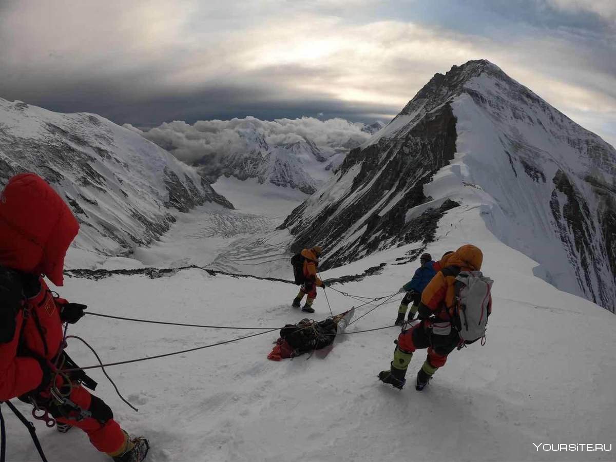 Эверест альпинисты