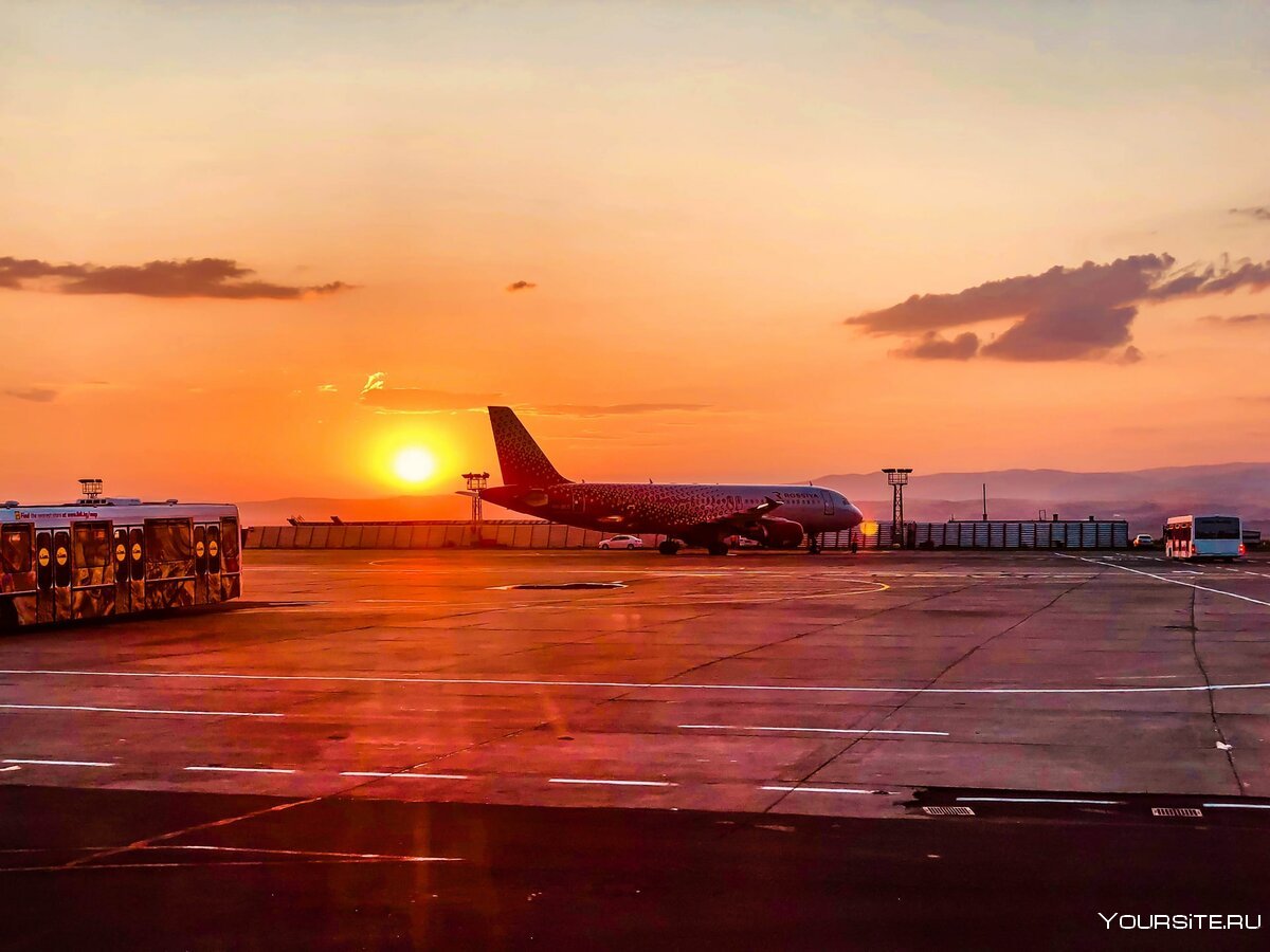 Аэропорт Инчхон на закате