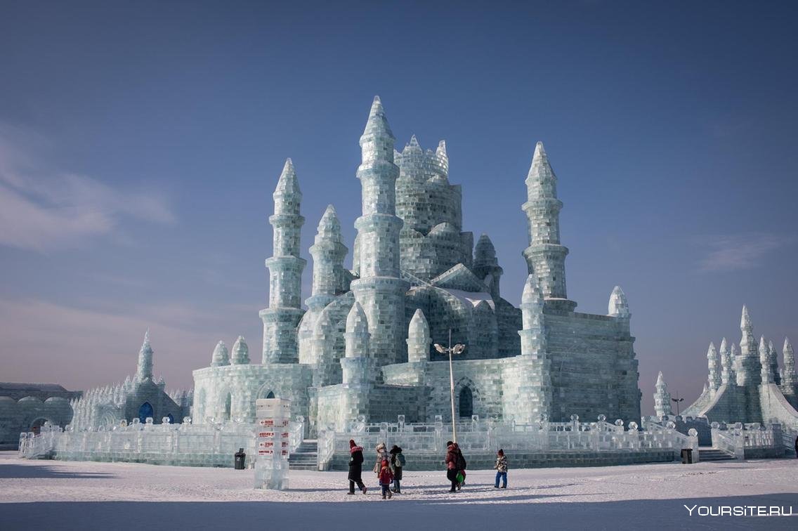 Ледяной дворец в Китае