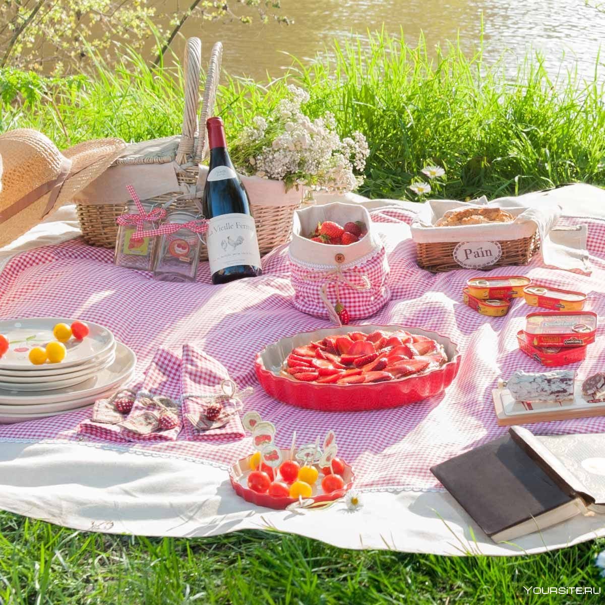 Романтичный пикник на природе