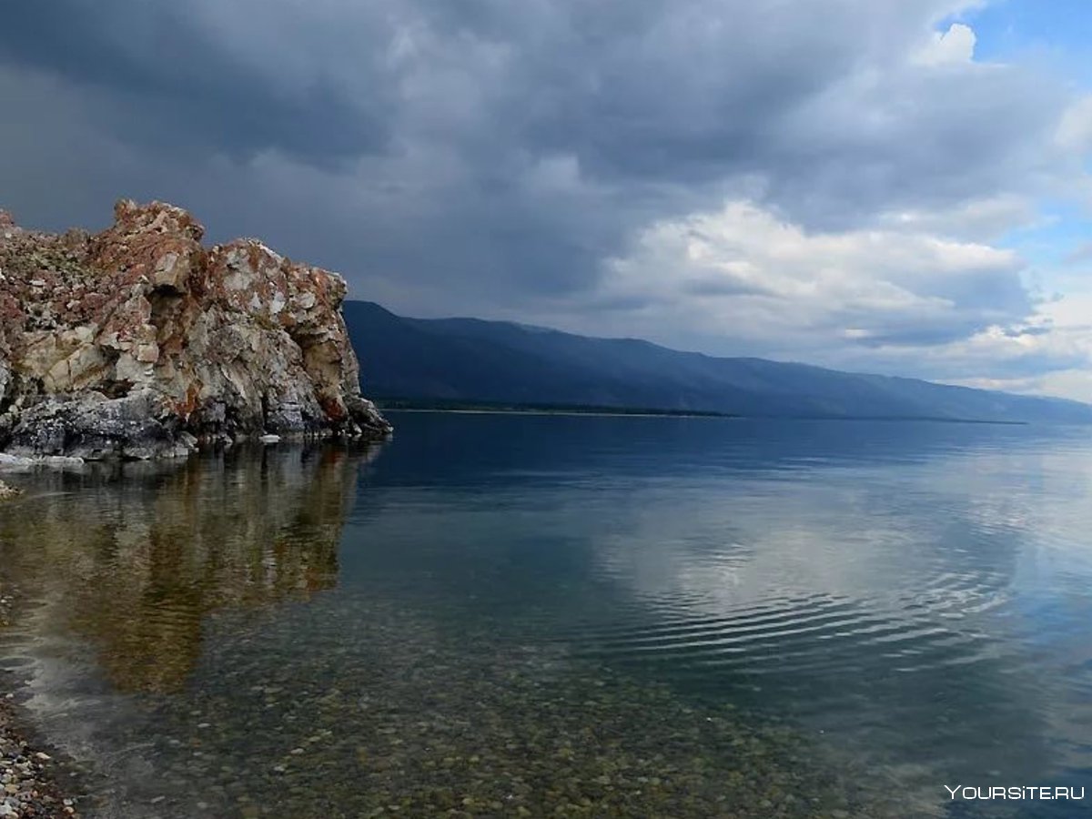 Лёд на Ольхоне с пузырьками