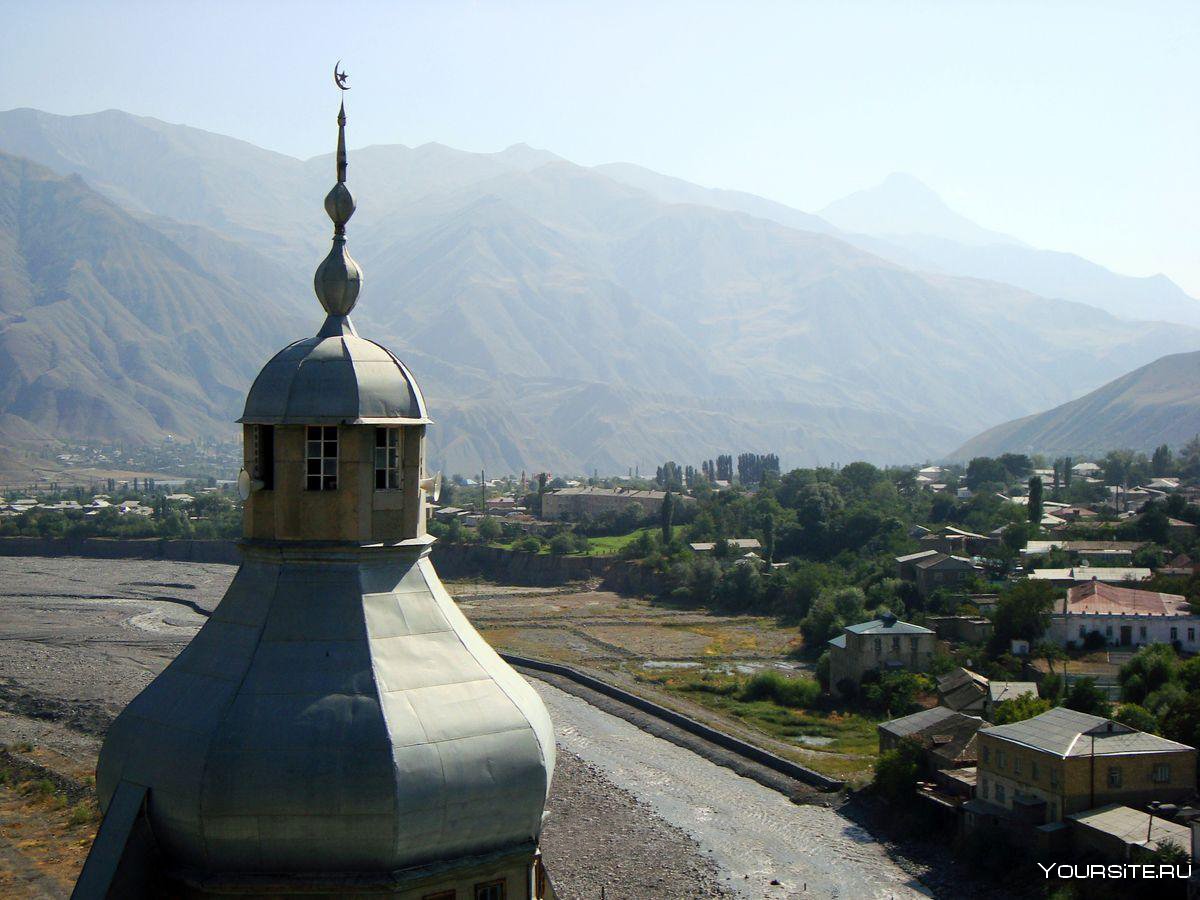 Мечеть в селе Ахты