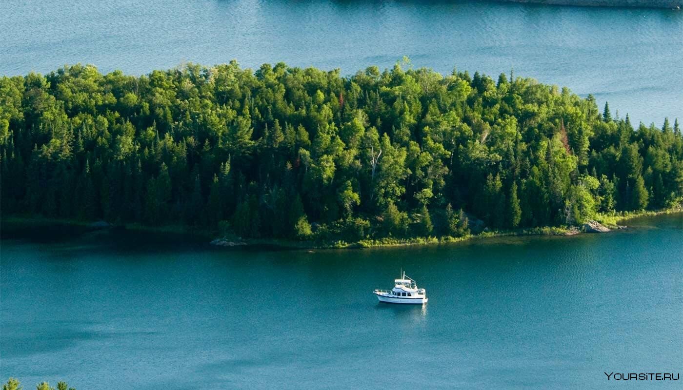 Размеры озера гурон. Озеро Гурон Канада. Озеро верхнее Гурон Мичиган. Озеро Мичиган Северная Америка.