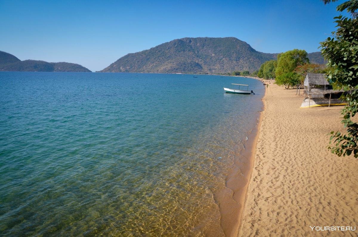Озеро Малави в Африке