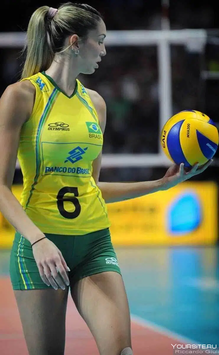 Thaisa волейболистка